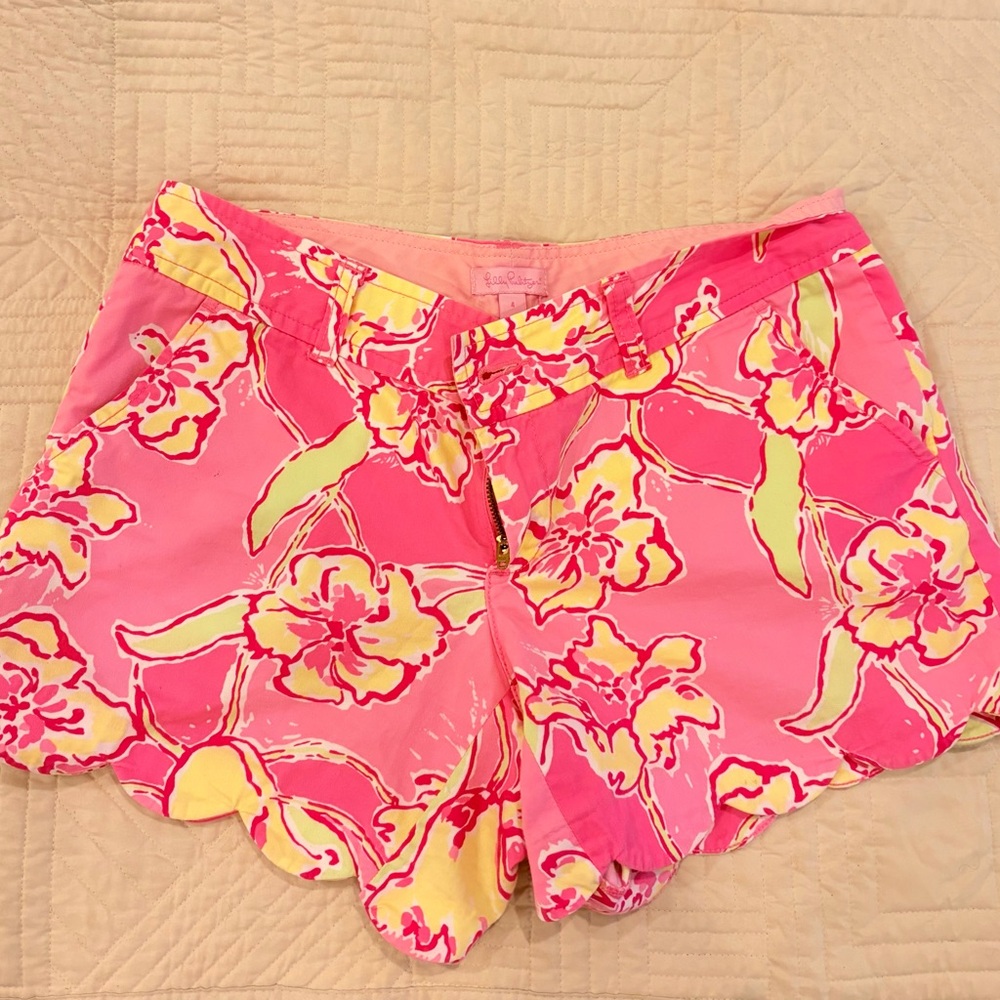 Lilly Pulitzer Hot Pink & Yellow Scalloped High-Waist Floral Shorts
